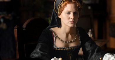 Alicia von Rittberg, la regina ragazzina di ‘Becoming Elizabeth’: “L’ultima Tudor sola tra gli uomini”