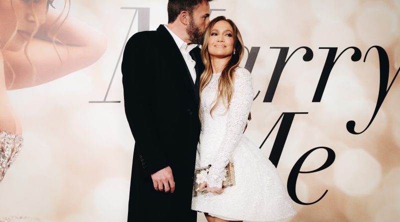 Ben Affleck and Jennifer Lopez Tie The Knot In Vegas