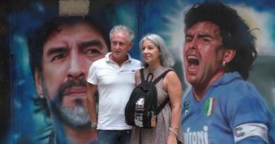 Boom di turisti per il murale di Maradona ai Quartieri Spagnoli