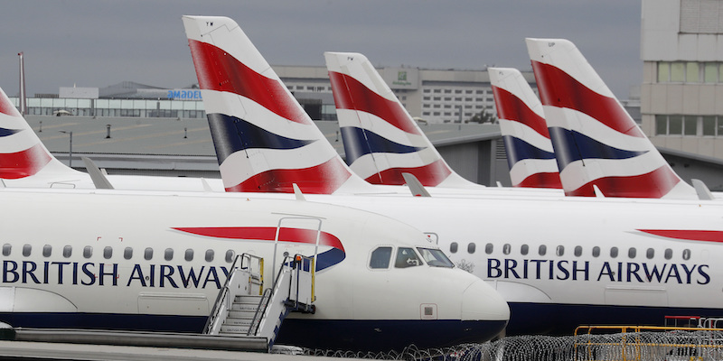 British Airways cancellerà circa 10mila voli previsti da e per l’aeroporto di Heathrow, il più trafficato di Londra e del Regno Unito