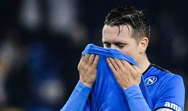 Napoli, infortunio per Zielinski: arriva il comunicato del club