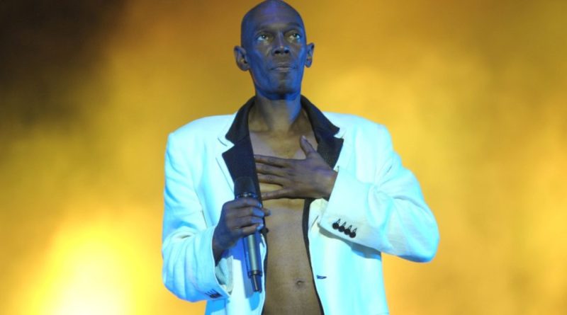 Faithless, morto il cantante del gruppo dance Maxi Jazz: aveva 65 anni