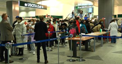 Malpensa, tamponi in aeroporto per i voli in arrivo dalla Cina: le immagini dei controlli