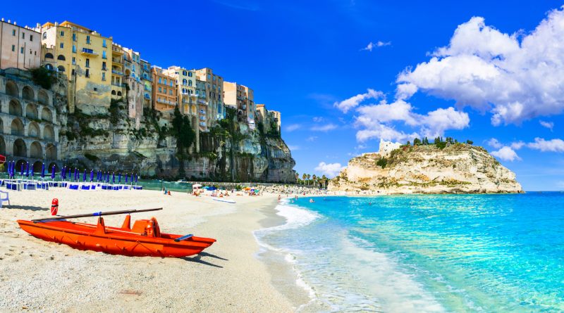 Breaking news: 17 città adorabili da visitare in Italia nel 2023 – TravelAwaits