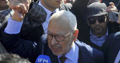 Rached Ghannouchi, uno dei principali oppositori politici del presidente della Tunisia, è stato condannato a un anno di carcere