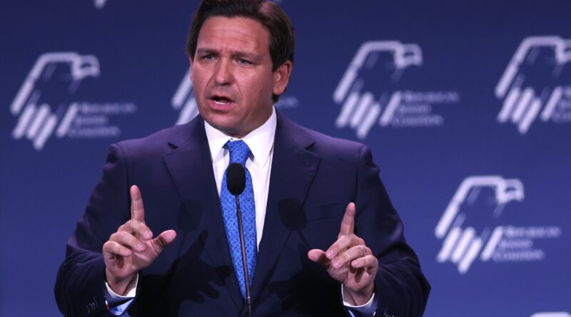 La NAACP dice agli americani di colore e ad altri di evitare la Florida di Ron DeSantis