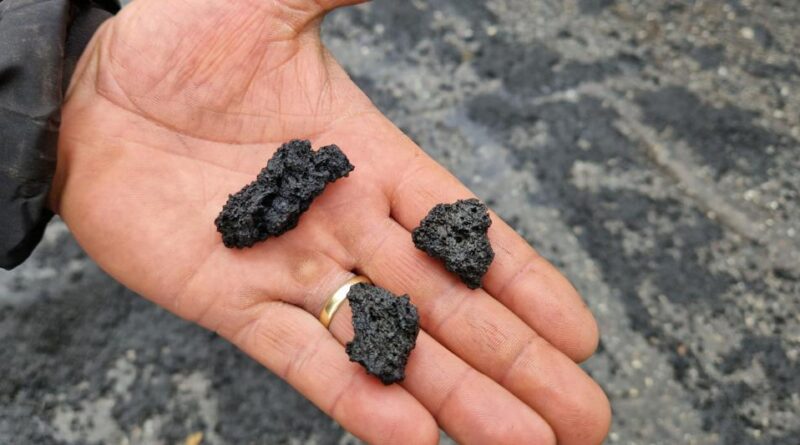 L’Etna erutta, chiuso l’aeroporto di Catania per caduta cenere vulcanica