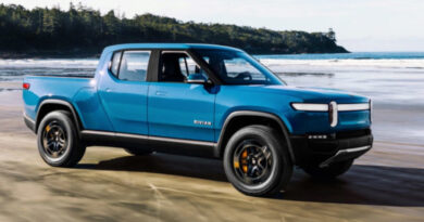 Rivian migliora la produzione nel secondo trimestre, ed arriva il primo veicolo europeo