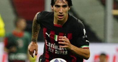 Sandro Tonali (Milan), il Newcastle è vicino: l’offerta sale a oltre 70 milioni, accordo col giocatore