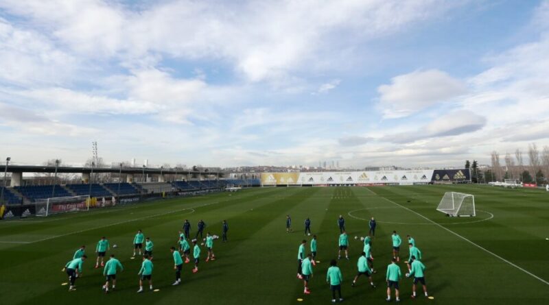 Real Madrid, calciatori del settore giovanile arrestati. “Video di sesso con una minorenne