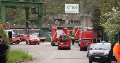 Un boato, il fumo e poi le sirene: “È un disastro impressionante”. Il racconto dei soccorritori all’interno della centrale Enel di Bargi