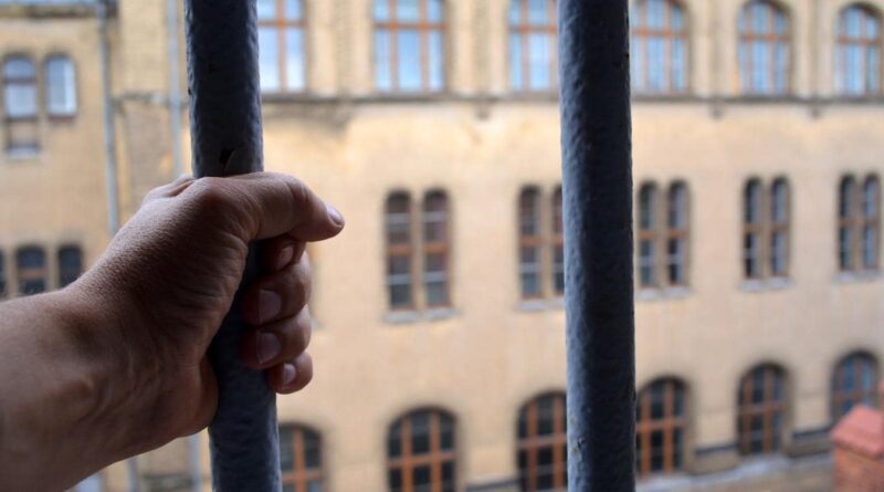 Suicidi in carcere: 30 da inizio anno, il 2024 rischia di superare il record del 2022