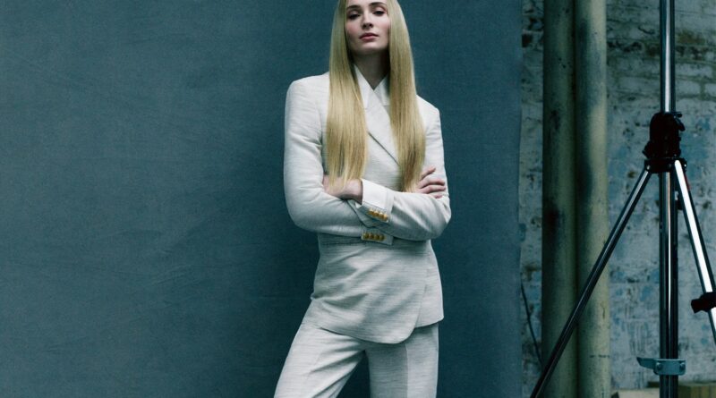 Nel Podcast: Una chiacchierata con la star della copertina di British Vogue Sophie Turner