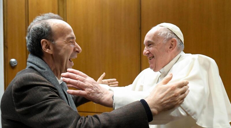 Il Papa chiuderà la Giornata mondiale dei bambini con Benigni