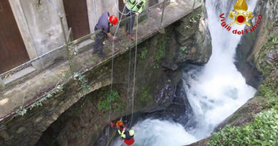 Cade in acqua facendo canyoning, morto nel Lecchese