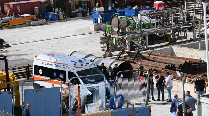 Un operaio morto nel cantiere della metropolitana di Napoli