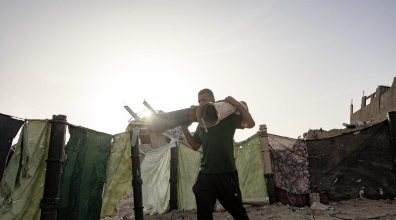 Guerra Israele – Hamas, le notizie di oggi. Media: “16 morti in raid israeliano a Rafah, gli Usa trattano con l’Ue per la gestione del valico di Rafah”