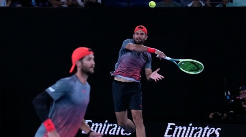 Arevalo-Pavic imbattibili: il sogno della coppia Bolelli-Vavassori si frantuma nella finale di doppio del Roland Garros