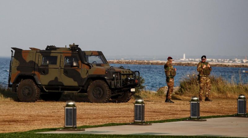 G7 in Puglia, la nave alloggio per i 2.700 uomini delle Forze dell’ordine si rivela un incubo