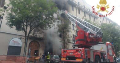 Incendio a Milano, tre morti e tre feriti