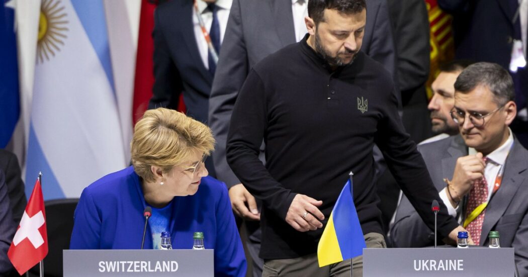 L’Ue al vertice “di pace” dice che la guerra in Ucraina deve continuare. Zelensky: “Qui in Svizzera il primo passo”. L’Arabia: “Per un dialogo credibile serve che Mosca ci sia”
