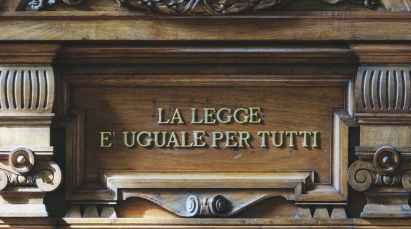 La Cassazione conferma l’ergastolo per Giacomo Bozzoli: uccise lo zio e gettò il corpo nel forno della fonderia. Ma è irreperibile