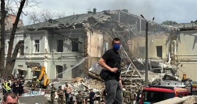 Guerra Ucraina – Russia, le notizie di oggi. Zelensky: 37 morti e 170 feriti nei bombardamenti russi. Fonti Usa: al vertice Nato saranno annunciati Patriots ed F16 per Kiev