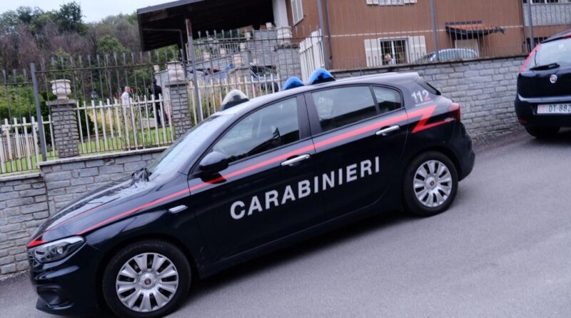 Carabinieri usano il taser, accusa un malore e muore