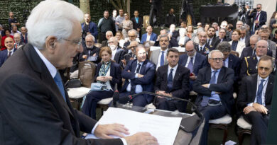 Mattarella: ‘La Nato rilanciata dalla guerra, è la strada peggiore’