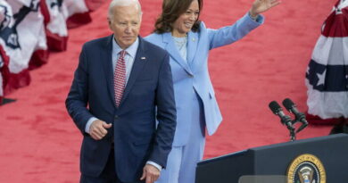 Usa 2024, Biden si ritira e appoggia Harris. Boom di donazioni per i dem