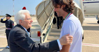 Mattarella incontra gli azzurri, ‘con voi l’affetto di tutta l’Italia’