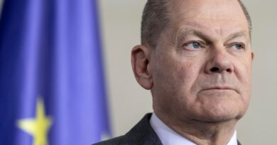 “Controlli alle frontiere: stop all’immigrazione”. Scholz blinda la Germania e le sue Ong sbarcano in Italia