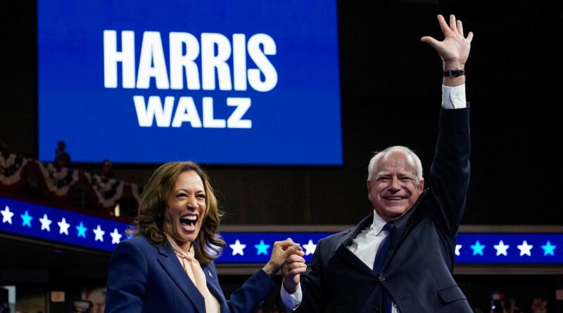 Kamala Harris e il candidato alla vicepresidenza Tim Walz fanno la loro prima apparizione insieme