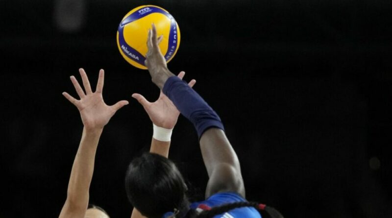 Volley, le azzurre volano in semifinale: l’Italia di Velasco ha battuto 3 a 0 la Serbia