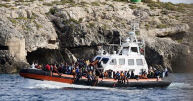 Crollano gli sbarchi, la cura funziona