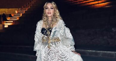 Madonna a Pompei stacca un assegno da 250mila euro al progetto Sogno di Volare