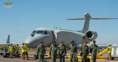 Missione a bordo della portaerei Cavour: ecco cosa fanno i militari italiani