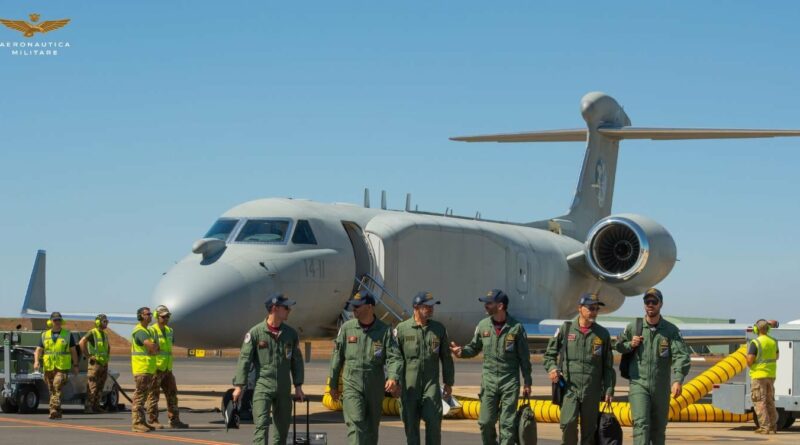 Missione a bordo della portaerei Cavour: ecco cosa fanno i militari italiani