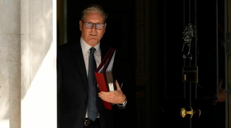 Starmer attaccato per la “meschina” rimozione del ritratto della Thatcher dal No 10