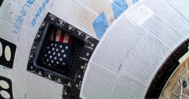 I suoni provenienti dagli altoparlanti della capsula Boeing CST-100 Starliner sono dovuti a un problema di configurazione audio