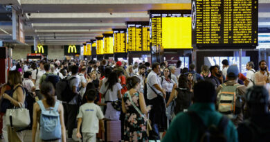 Treni dell’alta velocità bloccati tra Firenze e Bologna, forti ritardi