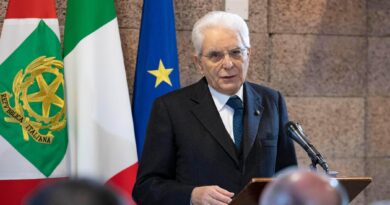 Cernobbio, Mattarella: “Abbattere il debito necessità ineludibile. Ma il giudizio dei mercati sulla credibilità è opinabile”