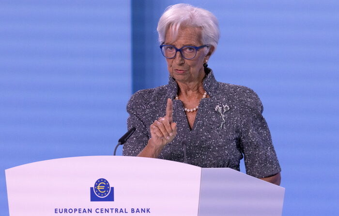 Lagarde: “Coraggio? La Bce non è soggetta a pressioni politiche”