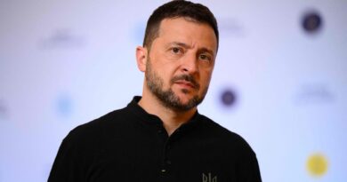 Guerra Ucraina – Russia, le notizie di oggi. Zelensky: “Autorizzateci a colpire le basi aeree russe”