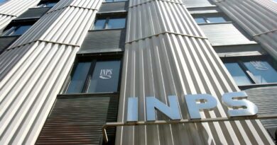 Inps: per il 18% delle donne rischio uscita dal lavoro con la nascita di un figlio