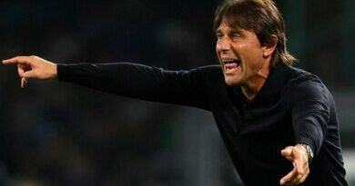 Conte: “Stiamo ricostruendo il Napoli, una partita a settimana aiuta”