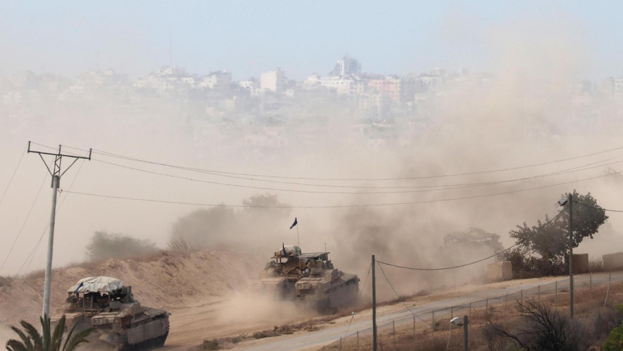 Guerra Israele – Libano, le notizie di oggi: l’Idf ordina l’evacuazione di spiagge e area costiera nel Libano