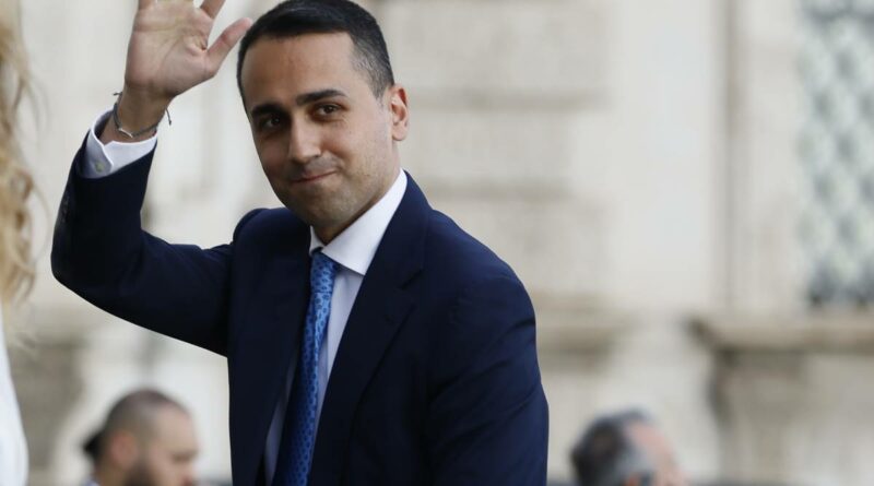 Aiuto torna Di Maio, l’utopia elettrica uccisa dal mercato e Orfeo: quindi, oggi…