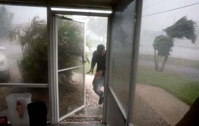 Allerta per l’uragano Milton in Florida, Biden: “La tempesta del secolo”