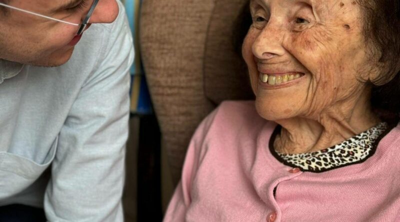 Addio a Lily Ebert, testimone della Shoah dal ’45 a Tik Tok